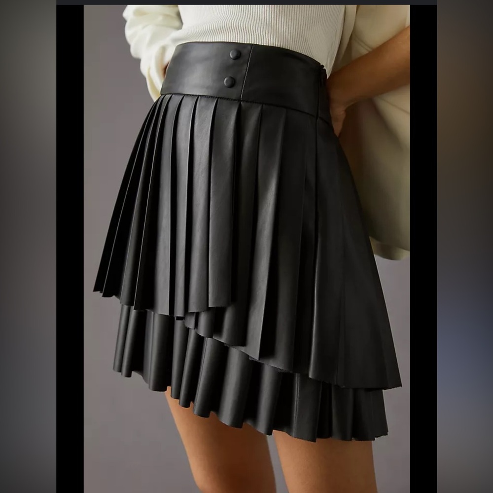 Anthropologie Maeve Whimsy Goth Black Faux Leather Pleated Mini Skirt - Picture 7 of 12